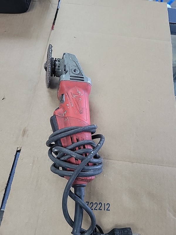milwaukee grinder 6146-30