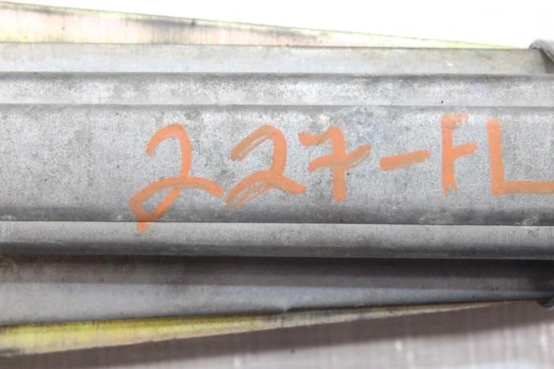 Lexus IS300 XE10 2002 sedán #227 regulador de ventana delantera izquierda Foto 4 de 4