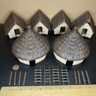 MARX DAKTARI VINTAGE Lot Of 6 Huts 4 Square 2 Round W/ Ladders BROKE PEGS READ