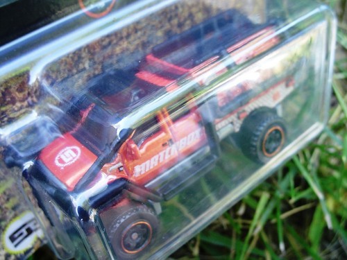 Metallic Orange. Ford F-350 Superlift. Fire Truck. GGF17. New in Package! - Picture 3 of 10