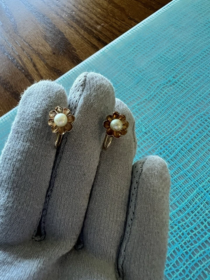 Vintage 14K YELLOW GOLD PEARL FLOWER EARRINGS - Image 2 of 4
