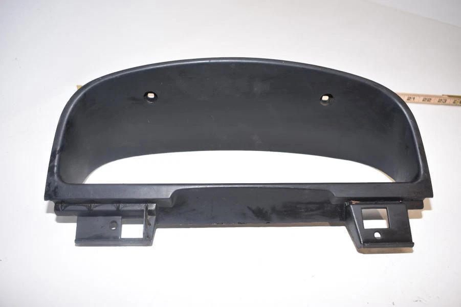 1995 NISSAN PICKUP TRUCK HARDBODY SPEEDOMETER TRIM BEZEL 68240 75P00 - Image 4 of 4