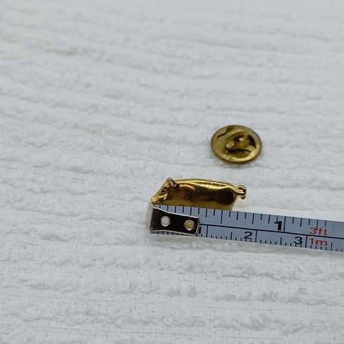 Gold Tone Pig Lapel Hat or Tie Pin - Picture 2 of 6
