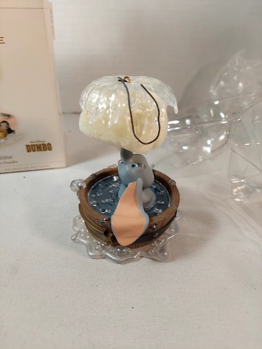 Hallmark Keepsake Ornament Dumbo Bathtime in Original Box - Picture 5 of 9