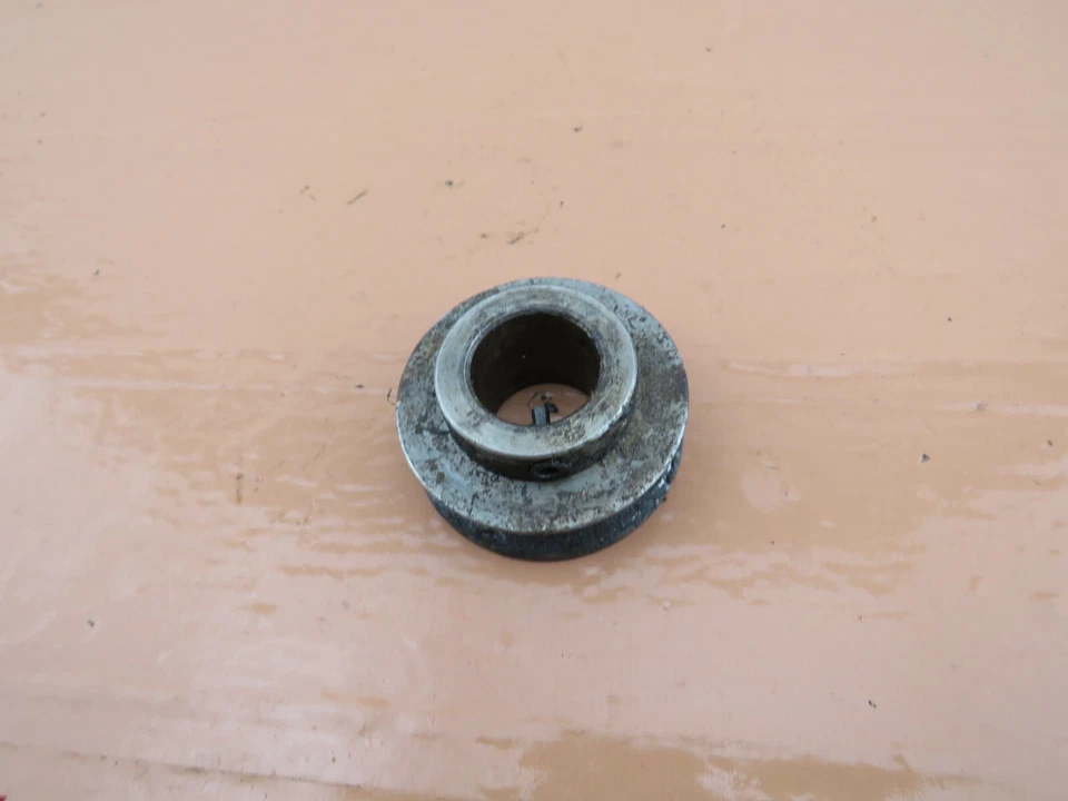 Polea cortacésped Lawn Boy 8223 OEM 677407 Foto 4 de 4