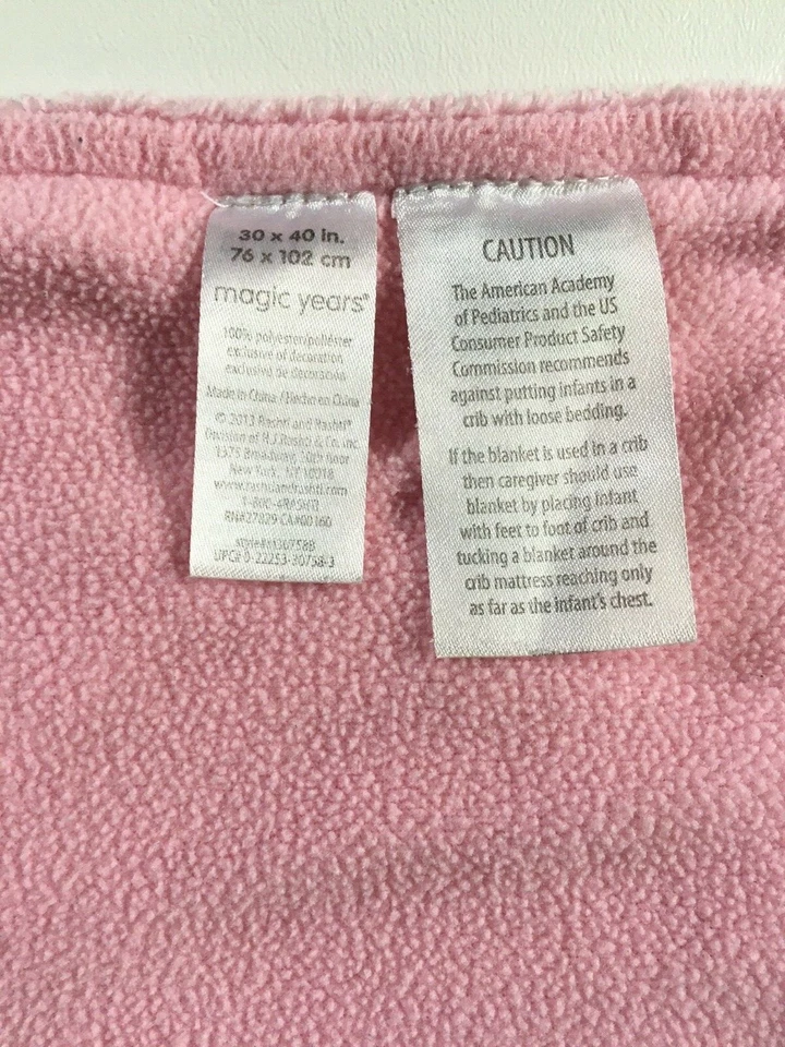 Manta polar rosa Magic Years "Mommy's Little Sweetie" con apliques de satén 30x40" Foto 3 de 3