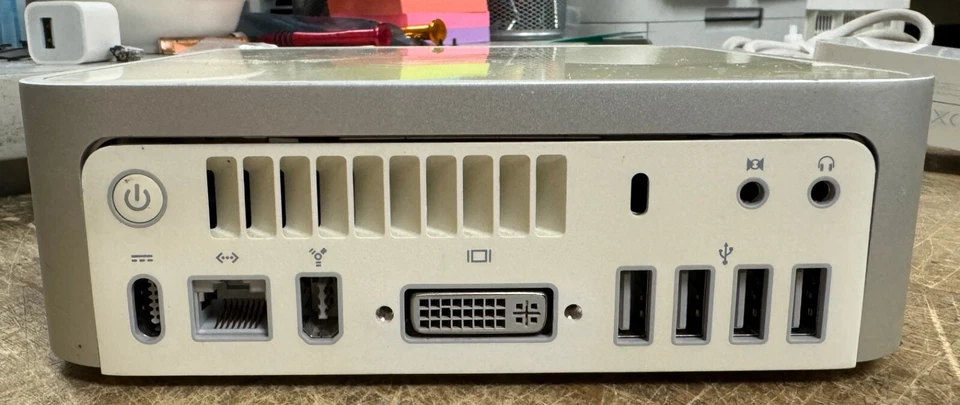 Apple Mac mini August 2006 1.66GHz Intel Core Duo (MA206LL/A) #2 - Image 4 of 4