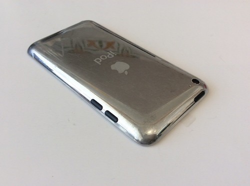 Apple iPod touch 4a generazione bianco (32 GB) - buone condizioni - Foto 8 di 8