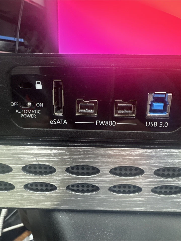 Disco duro externo profesional Glyph Production Technologies Studio 3 Tb Foto 2 de 3