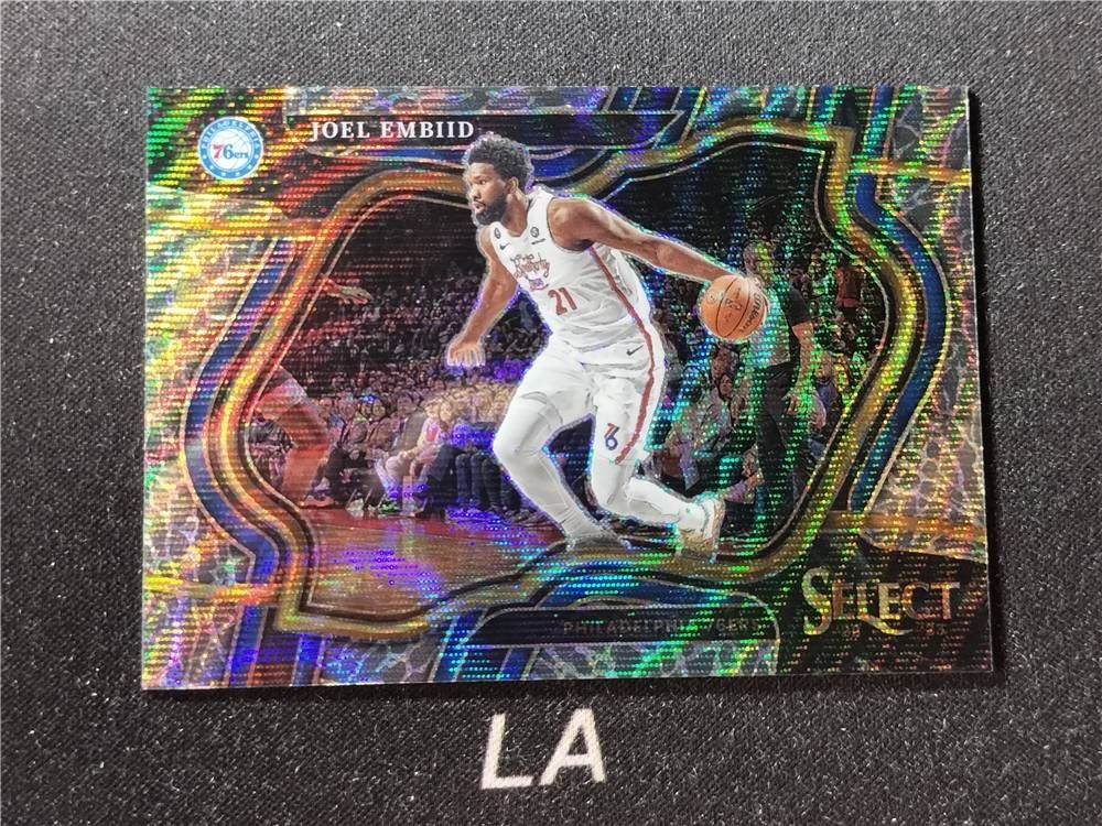 2022-23 Panini Select Joel Embiid Courtside Elephant Prizm SSP #247 76ers MVP