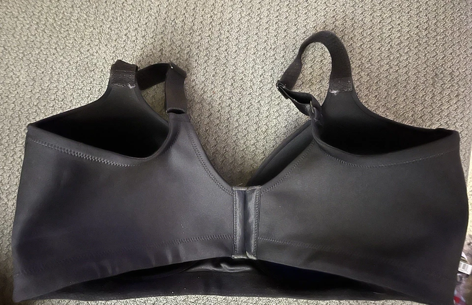 Sutiã Vanity Fair 76080 Beauty Back figura completa com aro rosa tamanho 40DD - Imagem 2 de 3