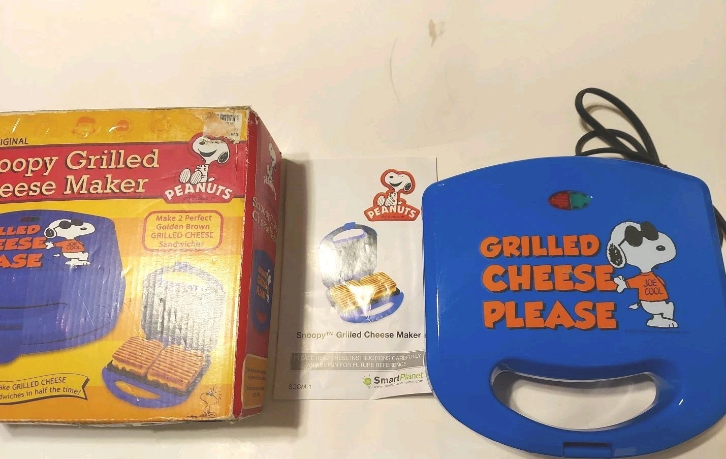 New Smart Planet Snoopy Grilled Cheese Maker Peanuts Joe Cool Blue Model #SGCM-1