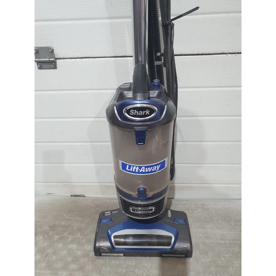 Shark NV601UK Lift-Away Upright Vacuum Cleaner Grey & Blue Corded 750W Bagless - Image 2 of 4
