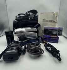 Sony Handycam CCD-TRV318 8mm Hi8 Camcorder Nightshot Mega Bundle - Near Mint