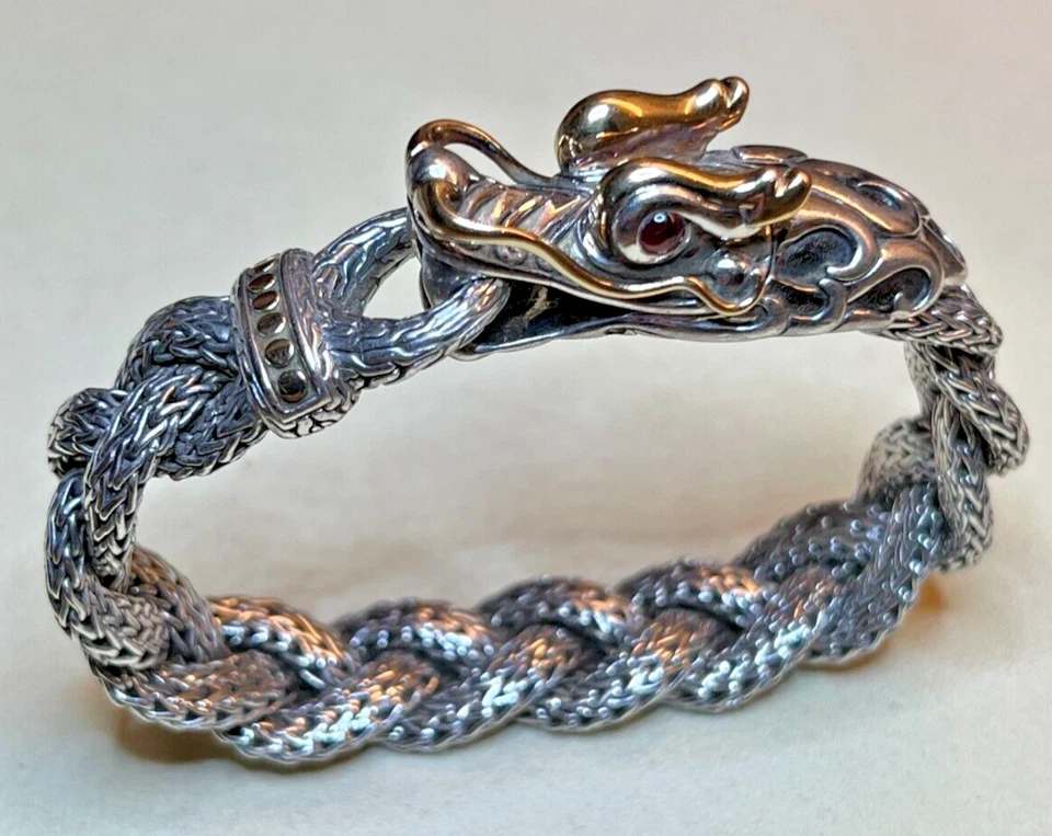 Pulsera John Hardy Naga, 15 mm, Plata de Ley y Oro 18K, Ojos Rubí, Unisex Foto 2 de 4