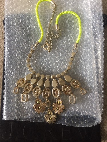 J CREW - Neon Yellow Rose Crystal Statement Necklace NWOT *New without Tags* - Picture 6 of 7