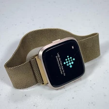 Fitbit Versa Smartwatch Rose Gold Coral Pink SMALL Activity Tracker Fb504