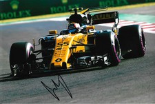 Carlos Sainz Jr. "Renault Racing" Autogramm signed 20x30 cm Bild