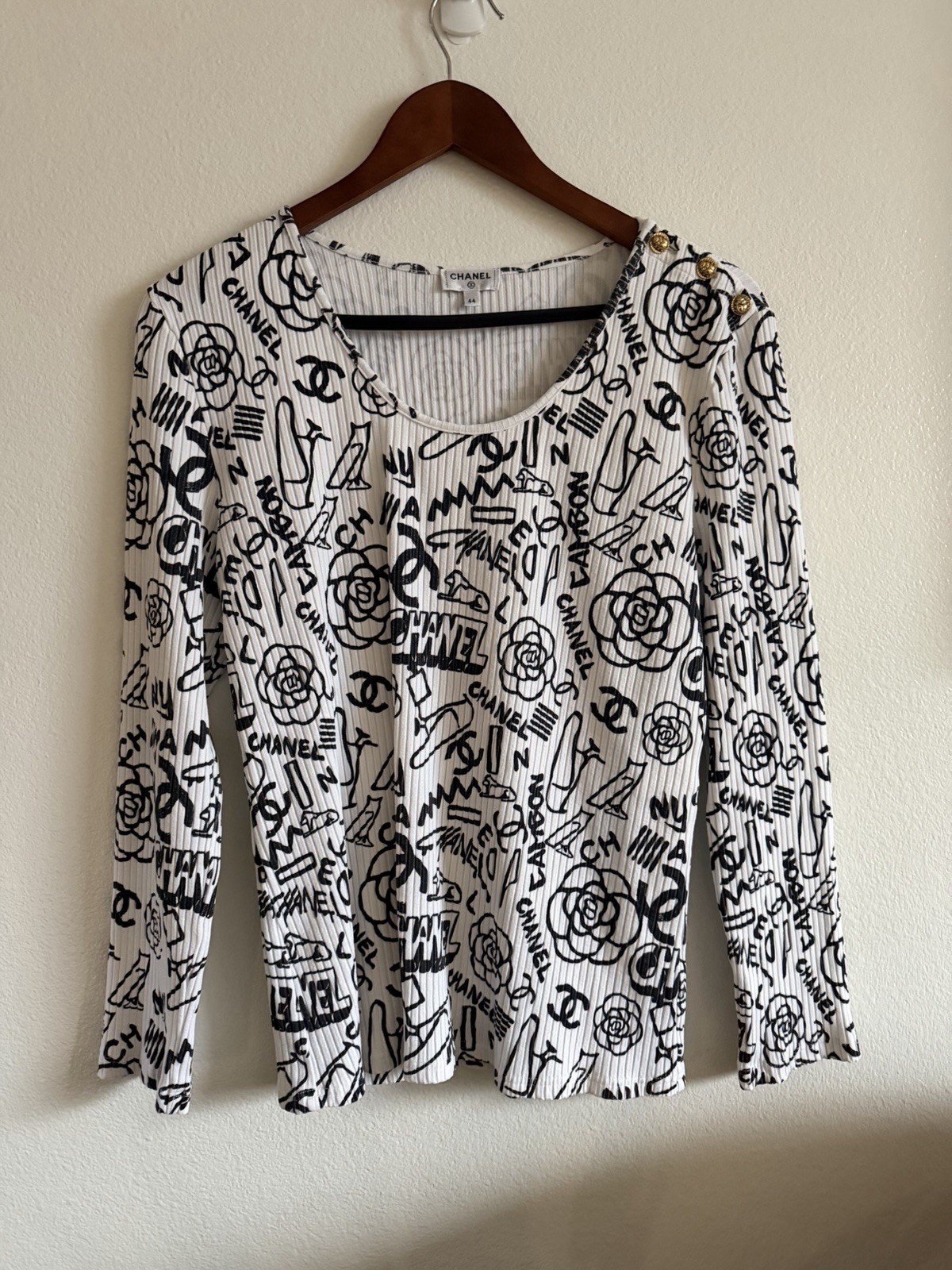 Chanel Top Long Sleeves White Size 44