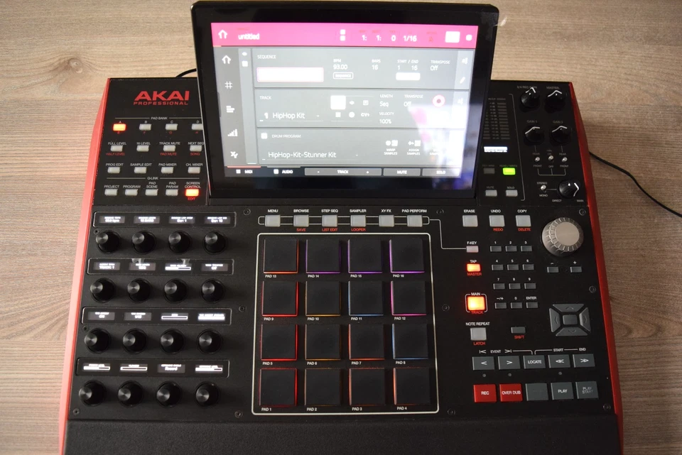 Akai Professional MPC X Music Produktions Center Standalone Sampler OVP - Bild 4 von 4