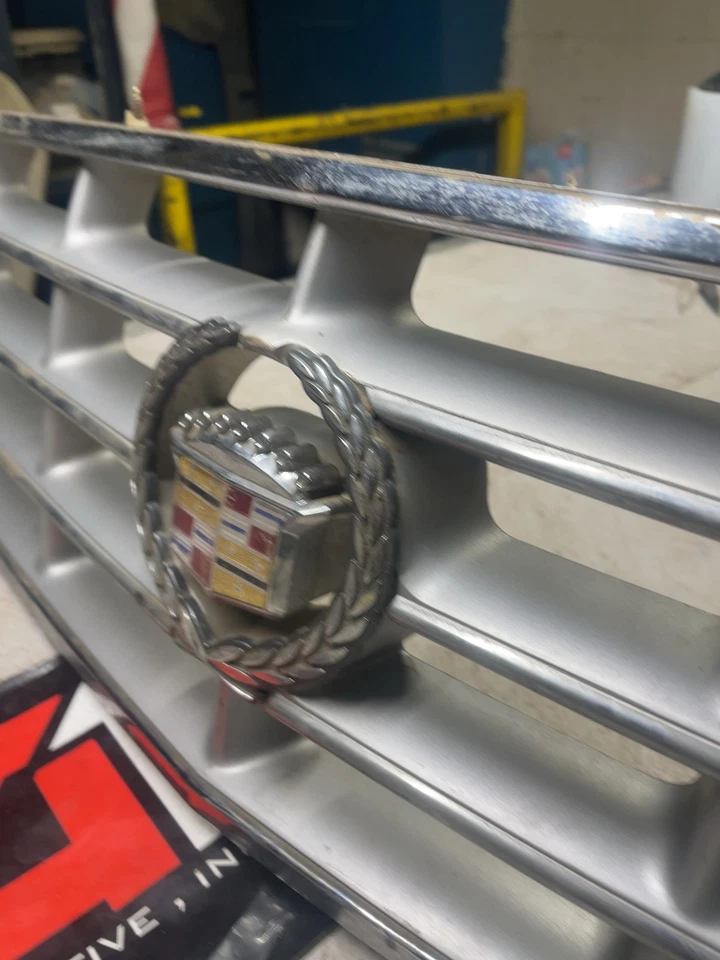 1998-2004 CADILLAC SEVILLE Front Hood Chrome Grille Trim OEM - Image 2 of 4