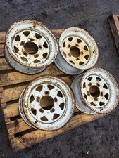 Set 4 Land Rover Defender / Range Rover Classic Weller Steel Road Wheel Wheels