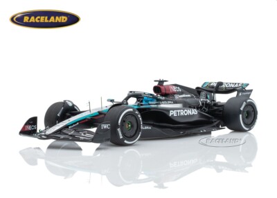 Mercedes F1 W15 AMG Petronas F1 GP Bahrain 2024 George Russell Spark 1:18 18S977