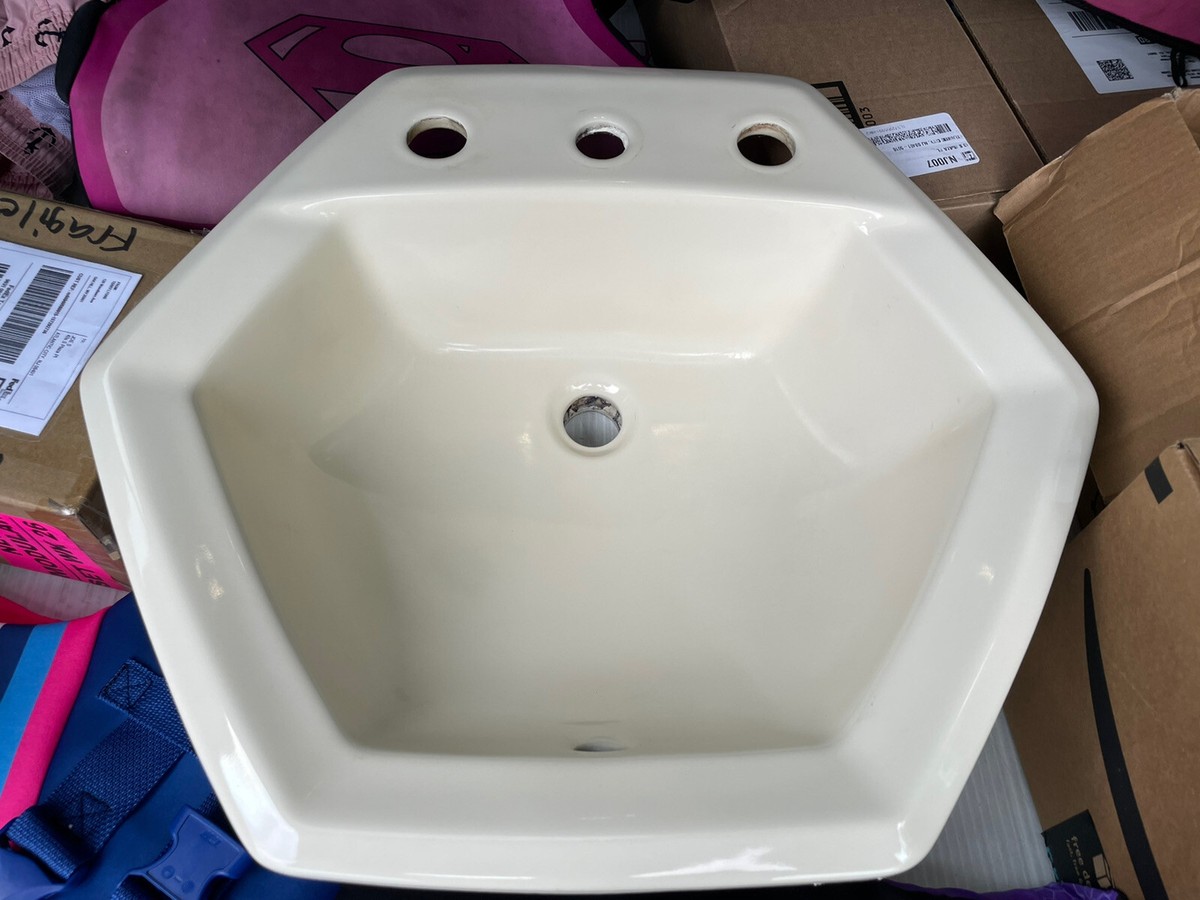 American Standard Hexalyn HEXAGON DROP IN LAV SINK, 8