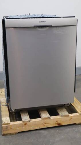 Bosch 24" 44 dBA 3rd Rack Fully Integrated 300 DLX Series Dishwasher SHS863WD5N - Picture 2 of 14