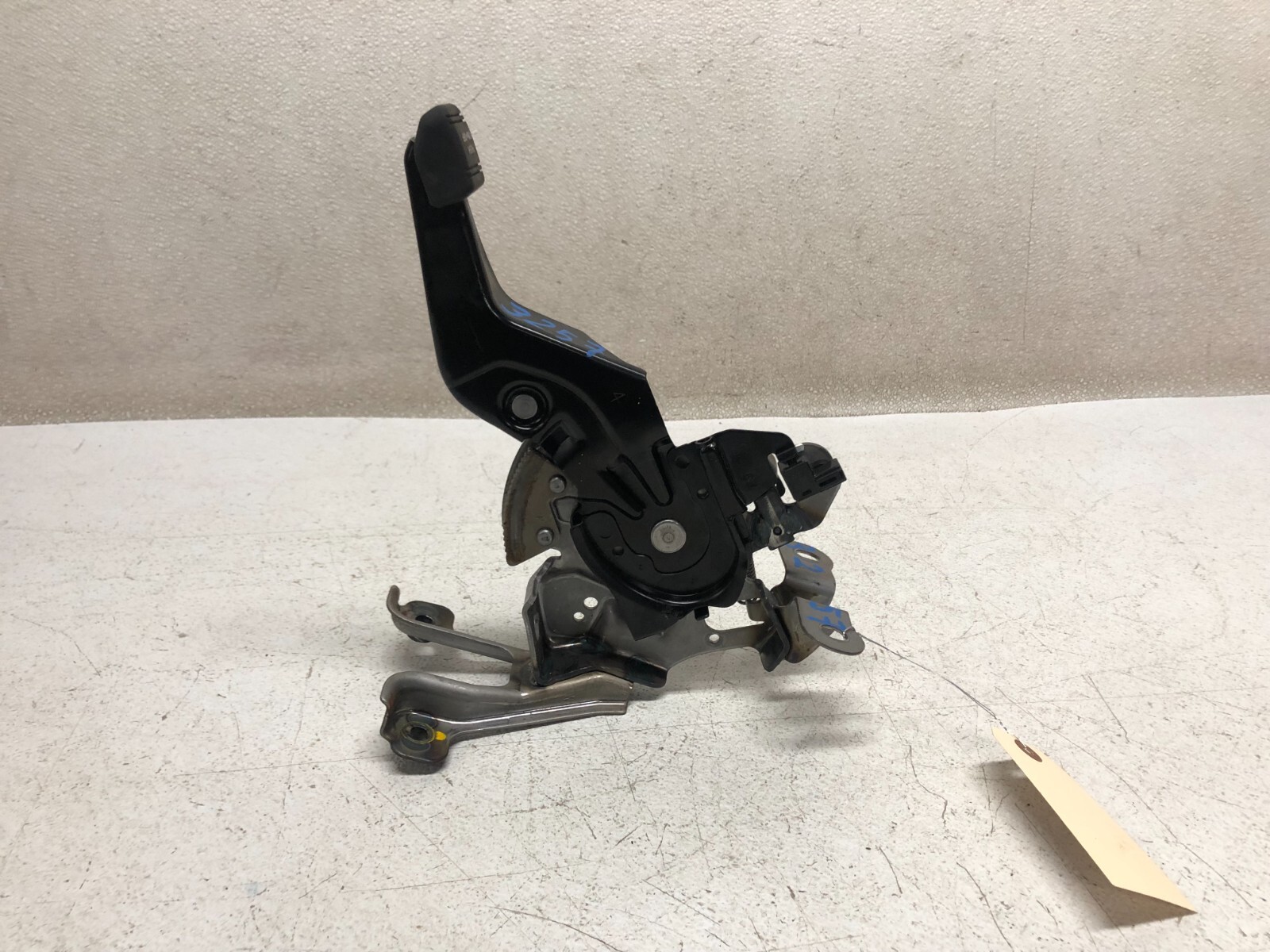 1418 INFINITI Q50 PARKING BRAKE PEDAL EMERGENCY BRAKE PEDAL, OEM