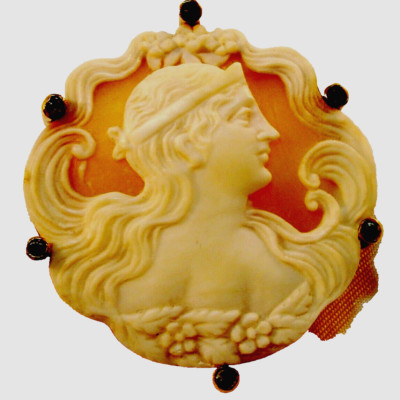 Jugendstil Gemme Brosche Muschelgemme Cameo Kamee old brooch / BE 678
