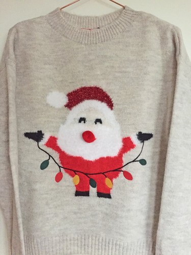 BNWT Cute Christmas Santa Jumper Beige 