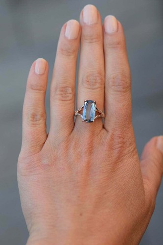 2.50 Ct Cushion Cut Alexandrite Women's Halo Engagement Ring 925 Sterling Silver - Picture 3 of 4