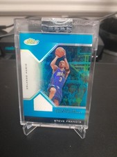 Steve Francis 2004 TOPPS FINEST BLUE REFRACTOR JERSEY #D 7/50 KOBE IN BACKGROUND