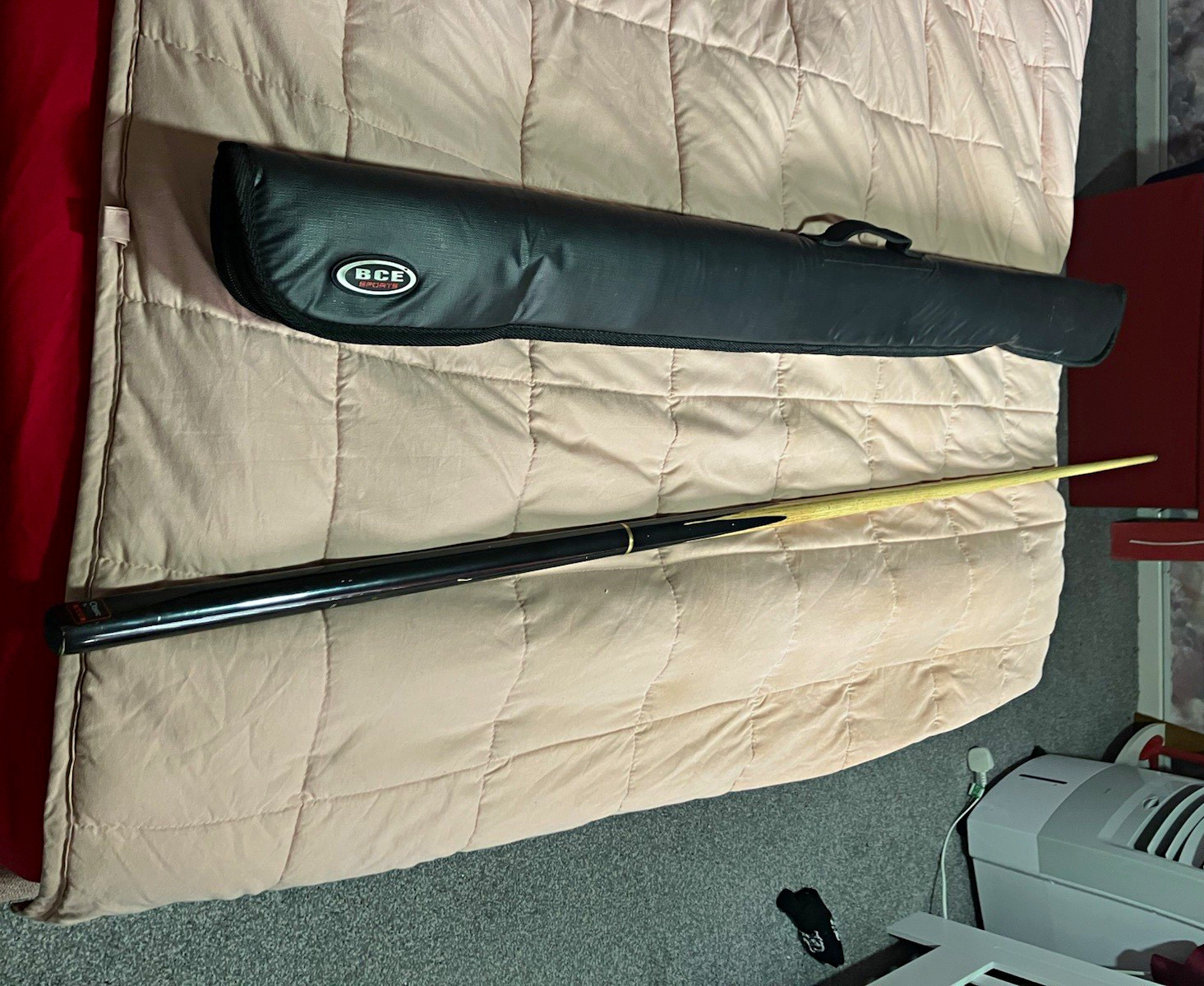 BCE snooker cue two price 