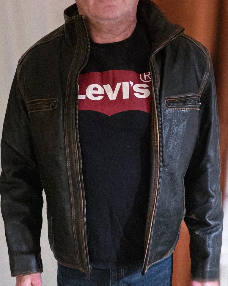 Andrew Marc New York Men's Distressed Leather Jacket Black With Tan Stitch - Image 3 of 4