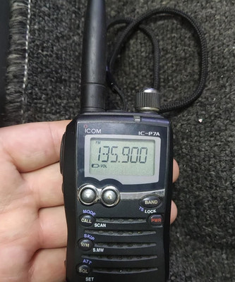 受信機 ICOM IC-P7 s-l400.jpg