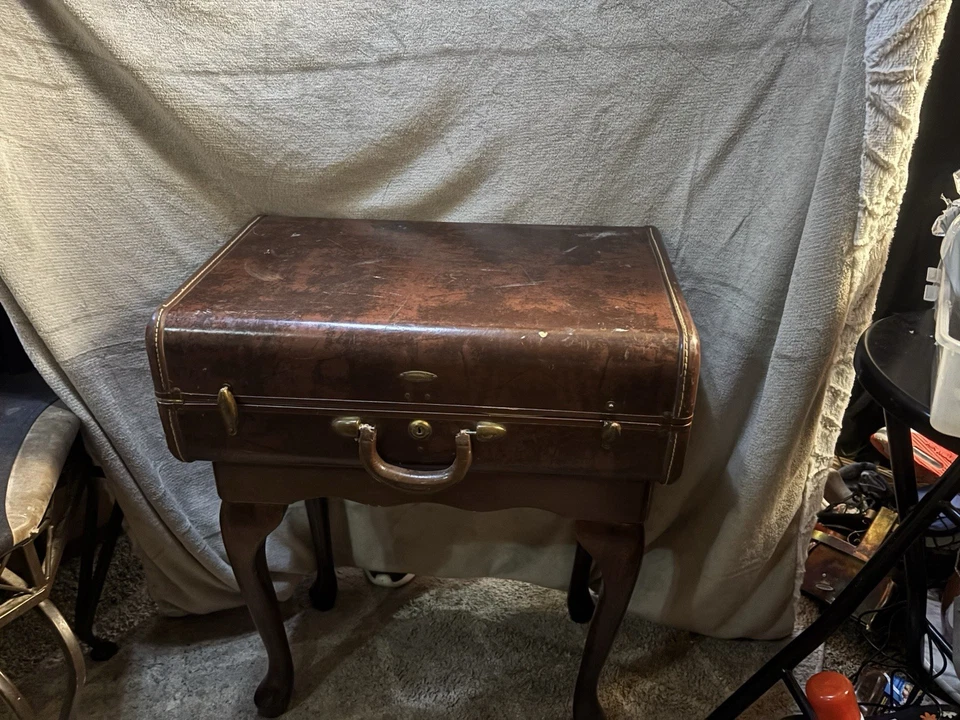 Antique Suitcase Table - Image 2 of 2