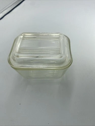 Vintage Small Pyrex Clear Refrigerator Dish With Lid 501-B With Pyrex Glass Lid