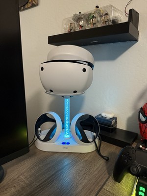 Sony PlayStation PS VR2 Headset With Sense Controllers (MINT)