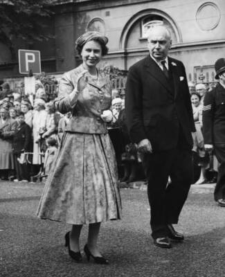 Queen Elizabeth Ii She Had 'Opened' Cutty Sark Once Fastest Clippe- 1957 Photo
