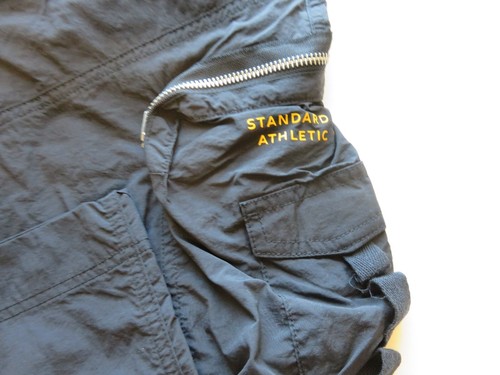 NUEVO Pantalones cargo Urban Outfitters para hombre 30x30 tela estándar negro poliéster - Imagen 4 de 13