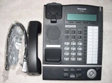 Panasonic KX-T7633 / KX-T7633-B Backlit display phone Black *Refurbished*