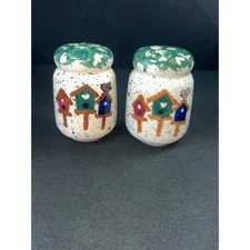 Gibson Delight Sponge ceramic Birdhouse Salt and Pepper Shakers Ceramic Green
