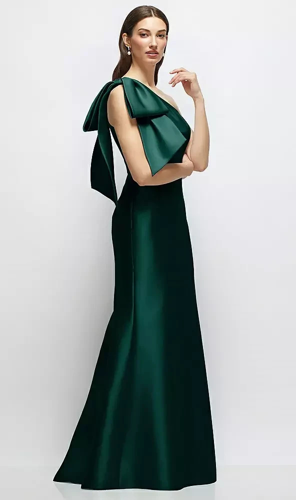 alfred sung green dress Evergreen Bow One-Shoulder Satin Twill Mermaid Gown Size 6 $289 D879 cocktail dress code