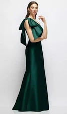 Alfred Sung Evergreen Bow One-Shoulder Satin Twill Mermaid Gown Size 6 $289 D879