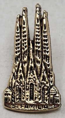 Barcelona Spain Sagrada Familia Lapel Pin 1.25'' Antoni Gaudi Gothic Monument
