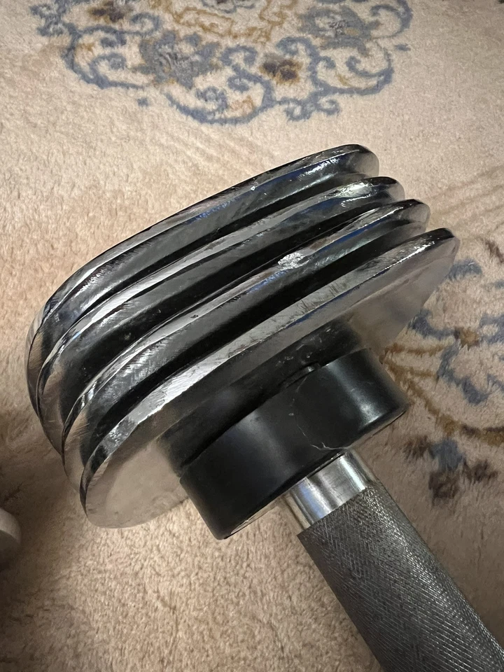 Golds Gym Mancuernas Ahorrador Espacial 25 libras Individuales Ajustables Selecciona un Juego de Par de Pesas Foto 4 de 4