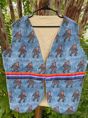 Native American (Muscogee(Creek)) Lined Ribbon Vest - BigFoot - Size 2XL - Photo 1/4