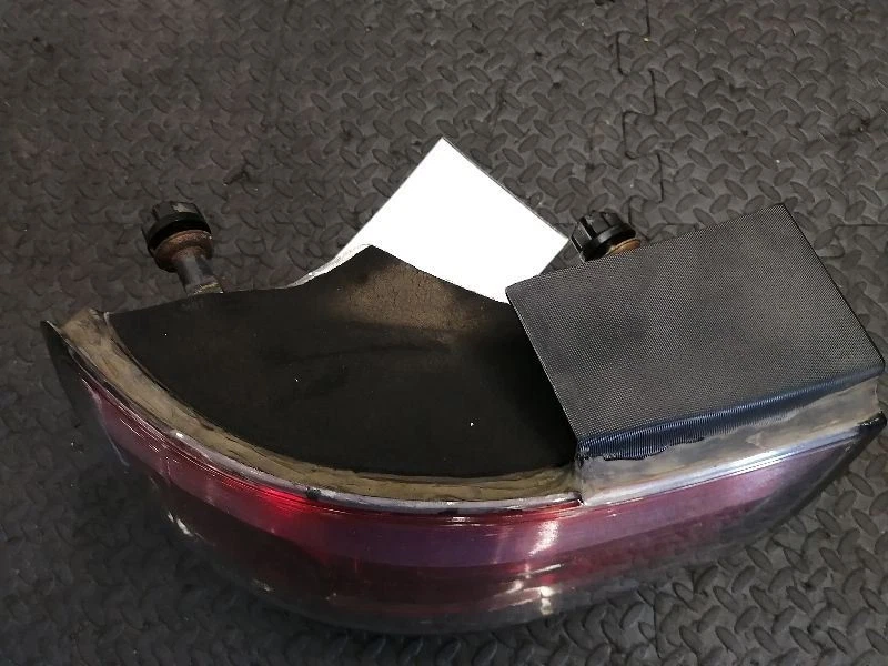 Driver Left Tail Light Outboard Fits 93 SEVILLE 1692483 - Image 2 of 4